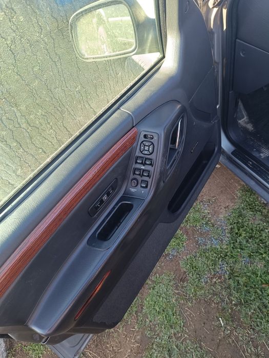 Гранд Чероки 3.1тди на части 01 год