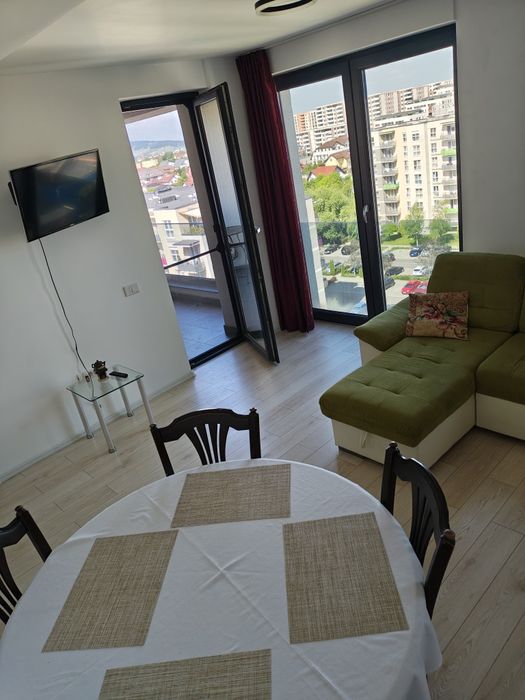 Studio 2 cam mob/util Coresi, parcare si boxa subterana/ SI IN RATE!