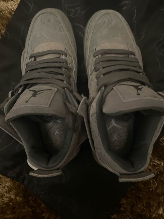 Jordan 4 kaws gri