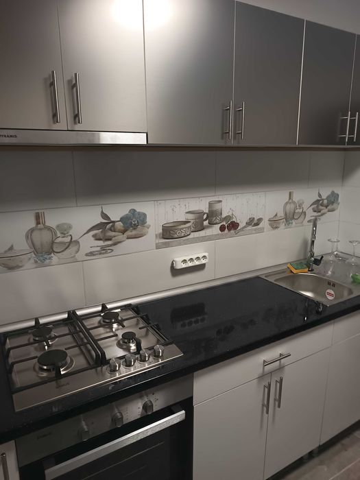 Bulevardul Independenţei parter la 100 m de Calea càlaraşilor.