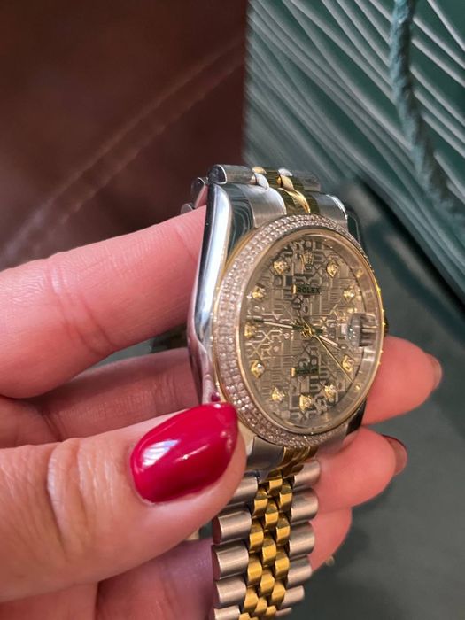 Часы Rolex золото с брилиантами