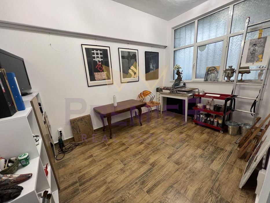 Дава се под наем Офис в Варна, Център - 90 кв.м за 650 € - Снимка #7