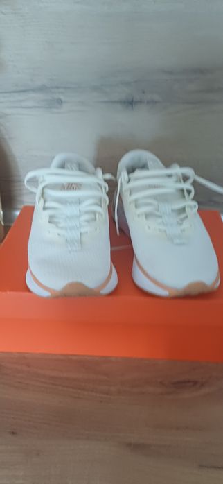 Маратонки Nike  Размер 42