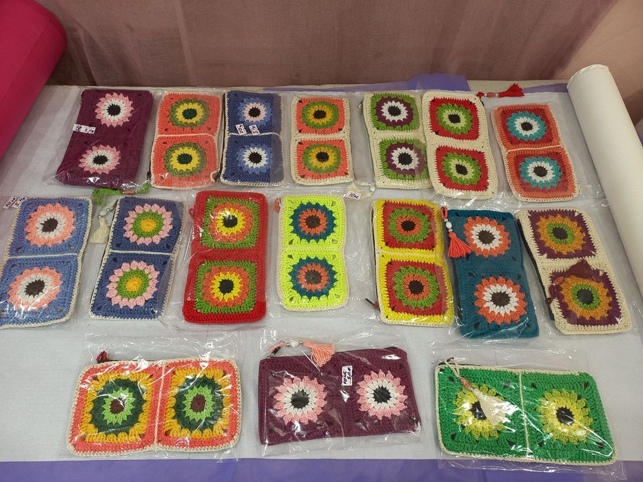 Ръчно плетени портмонета