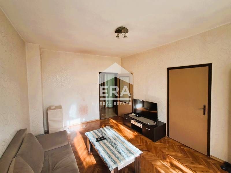 Продава се Четиристаен апартамент в Варна, Трошево - 92 кв.м за 1804 €/кв.м - Снимка #2