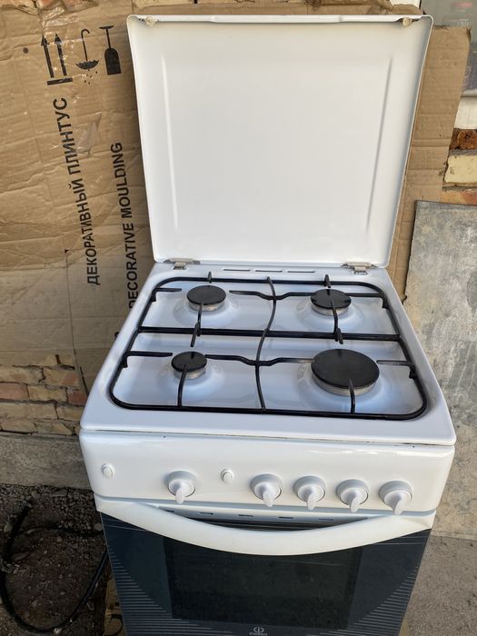 Газовый плита Indesit!