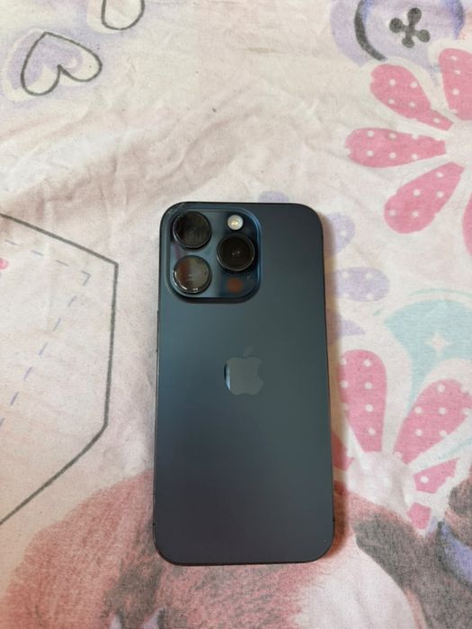 Iphone 15 pro Blue