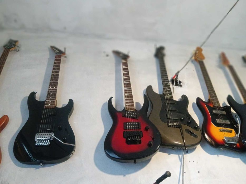 SuperStrat електрическа китара, двойни адаптери,покрива всички стилове