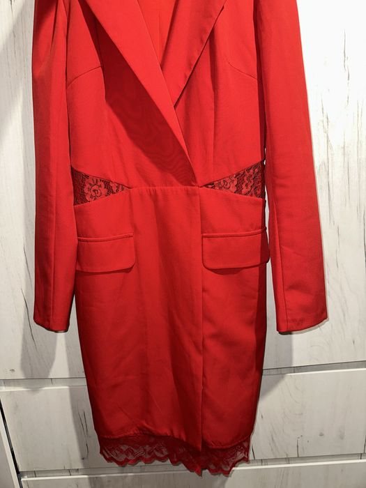 Продам платье lichi