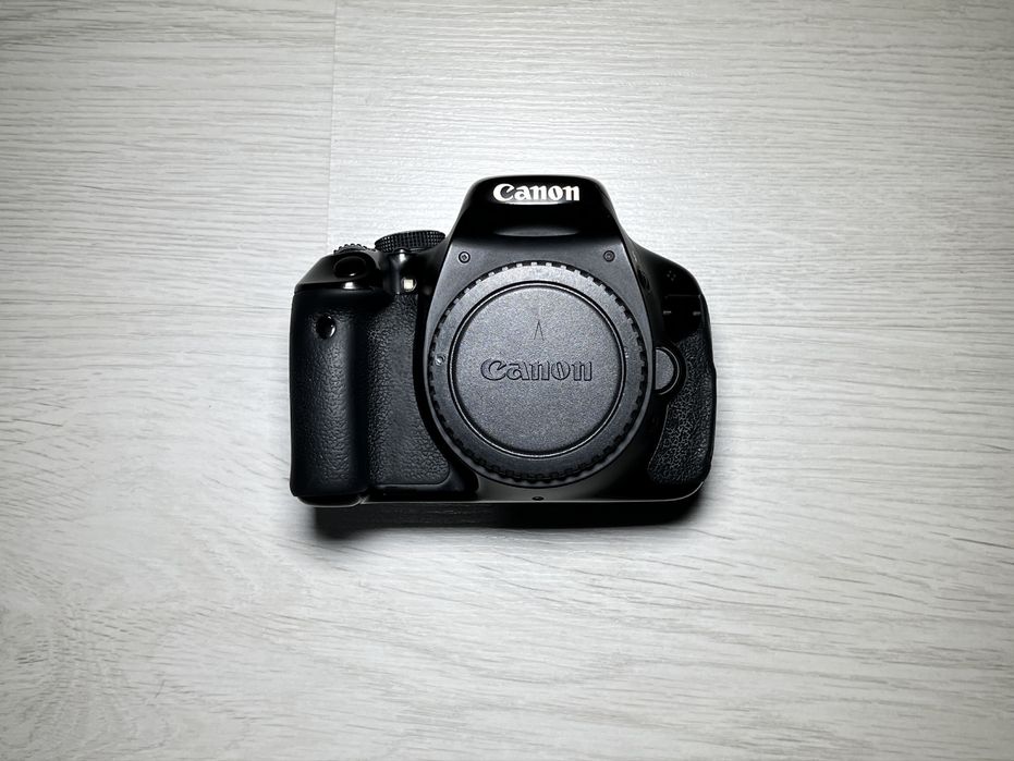 CANON 600D. Саудасы бар
