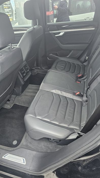 VW Touareg 2019 • 3.0 V6 • Istoric complet • Stare foarte bună.