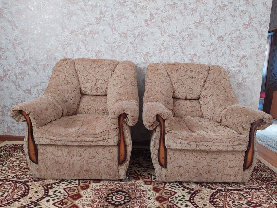 Жұмсақ отырғанда өте ыңғаилы