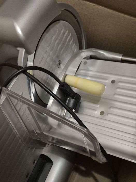 Слайсер в отличном состоянии