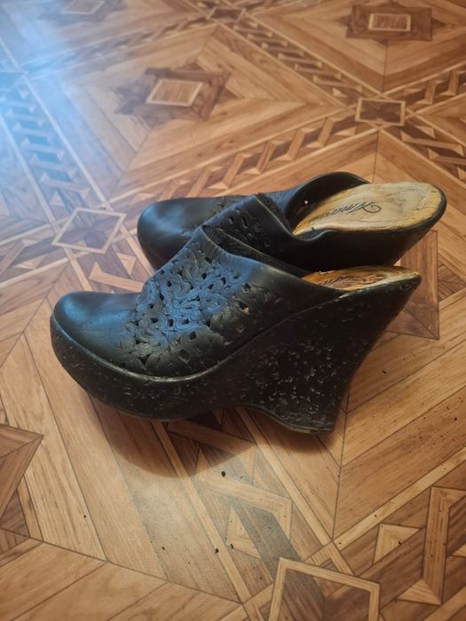 Обувь женская 34 размер