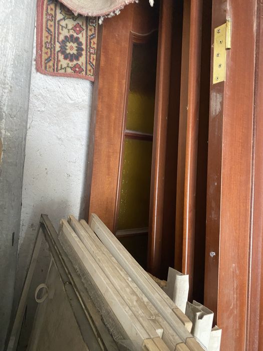 Есіктер сатылады б/у