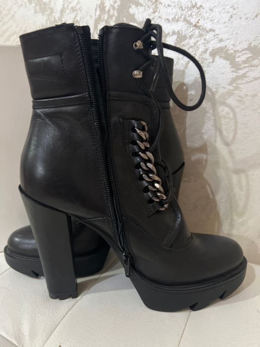 Италиански боти 39 номер