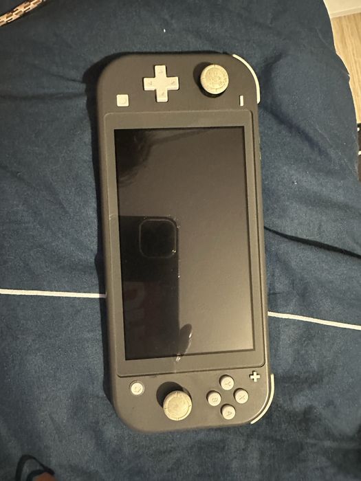 Nintendo switch Lite със 128 чип