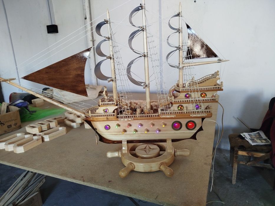 Корабль сундук  продаю срочно