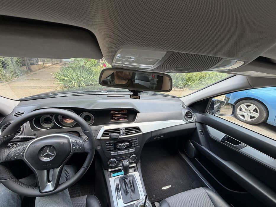 MERCEDES-BENZ C-Class 2011 — imagine 5