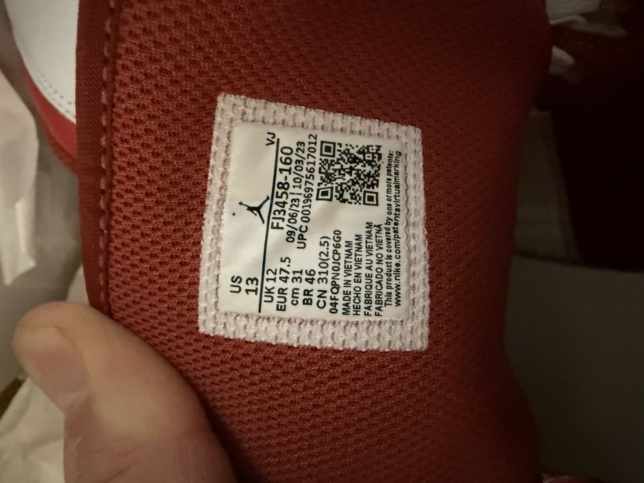 Новые Air Jordan 1