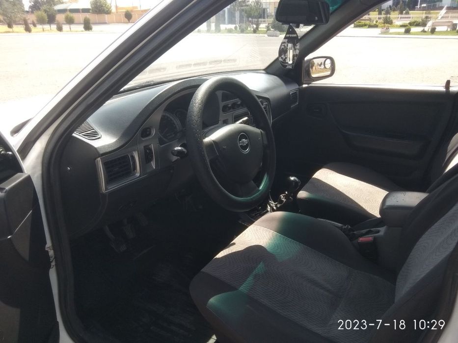 Chevrolet Nexia 2 Dons 1.6