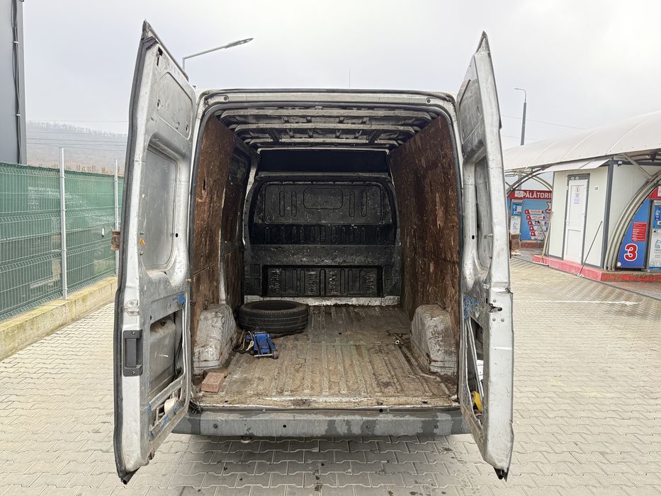 Ford Transit 2.2 Diesel Euro5 - 2011