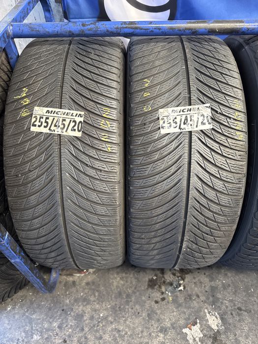 255/45/20 Michelin M+S