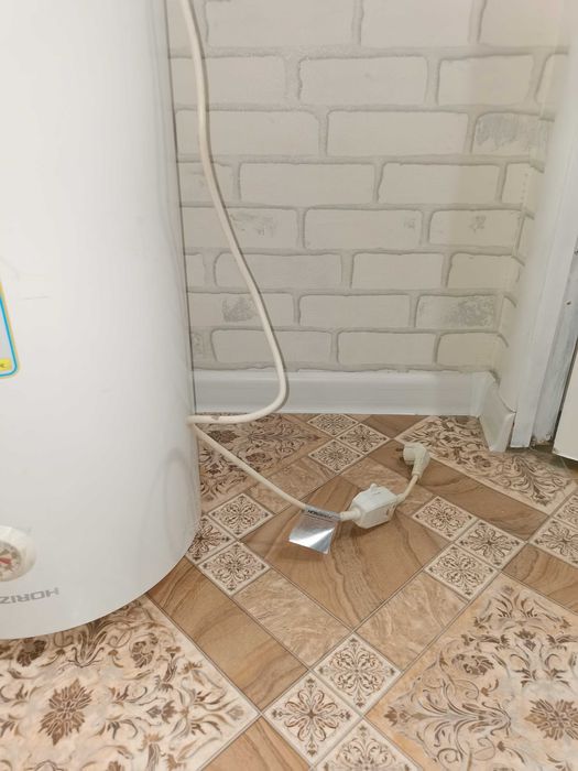 Продам бойлер 50 литров пр-во Беларусь.