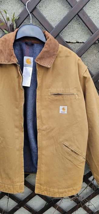 Geaca carhartt size L fit M