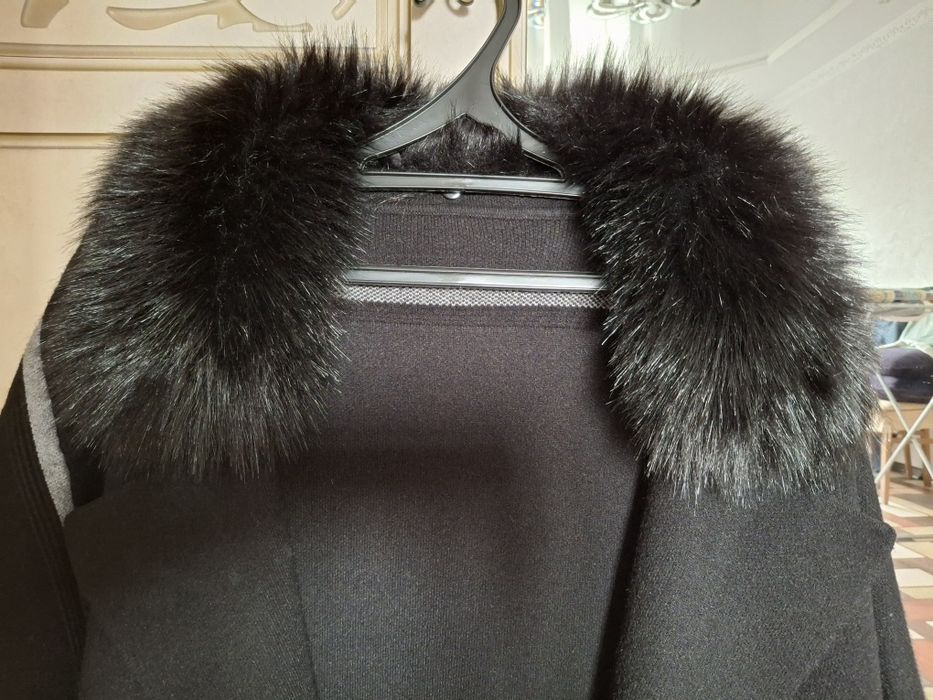 Укороченное пальто-накидка