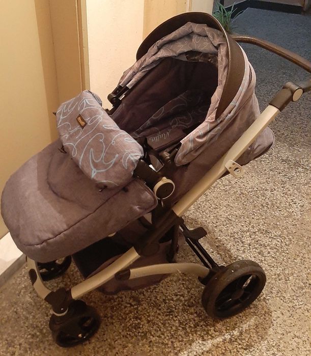 Бебешка количка Малта (CHIPOLINO)