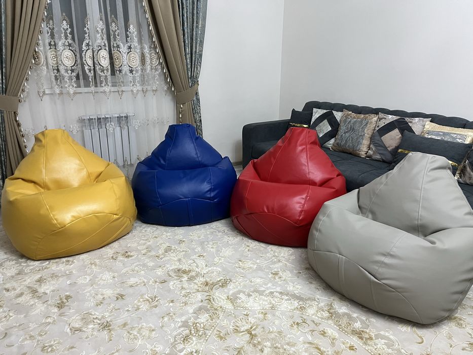 Кресла-мешки, пуфики