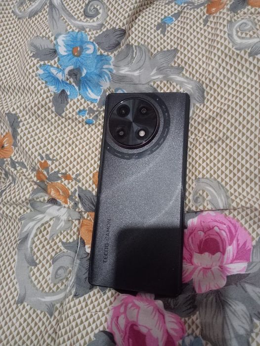 Tecno 30 s с коробкой