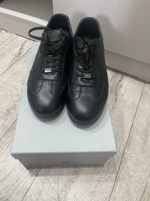 кросовки от бренда Glasman