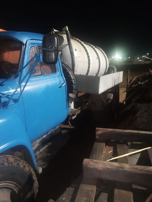 Машина ассенизатор торг есть