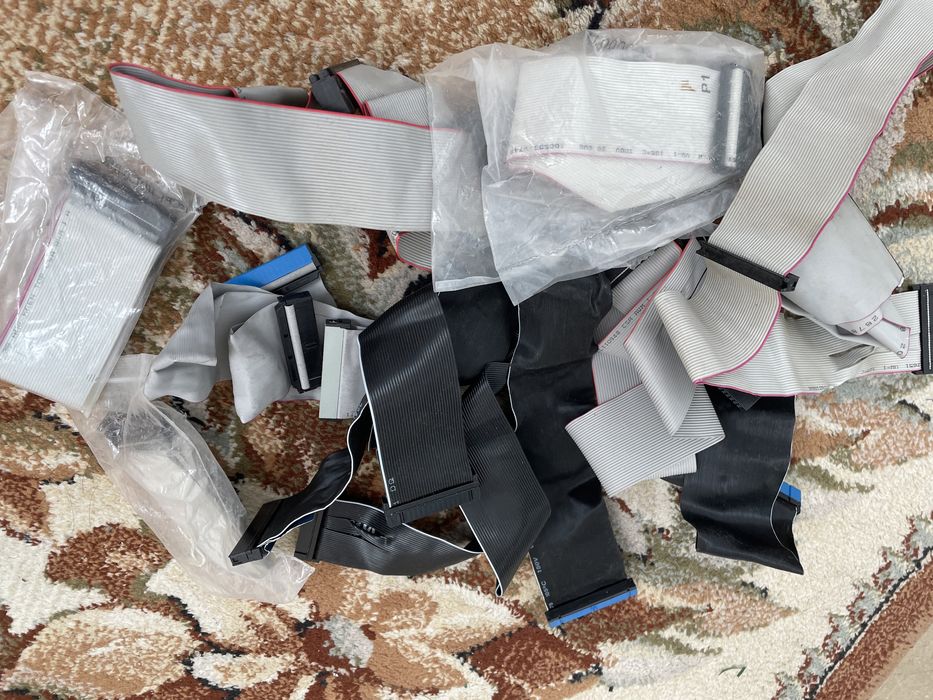 Кабели разные для компа и для сети