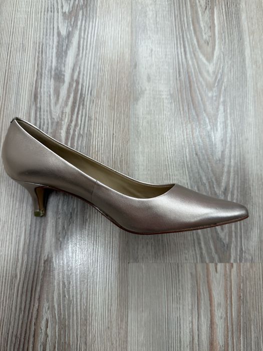 Продаются новые кожаные туфли Aldo 37 размер