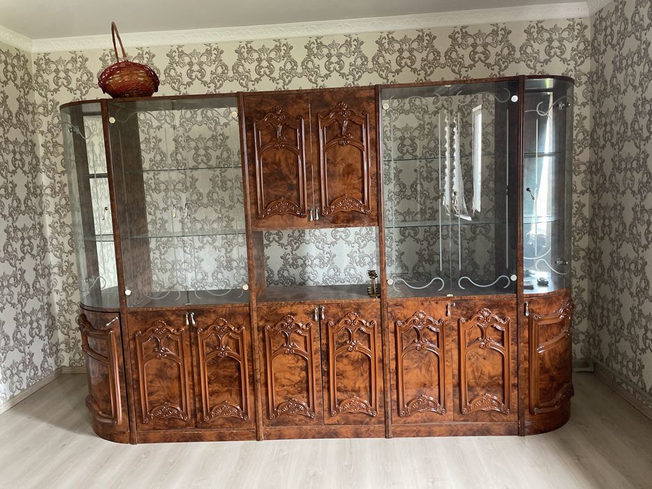 Срочно Стенка сатылады мкр Казгурт