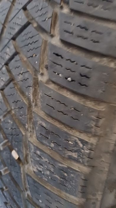 Anvelope Iarna Continental 215/55/17