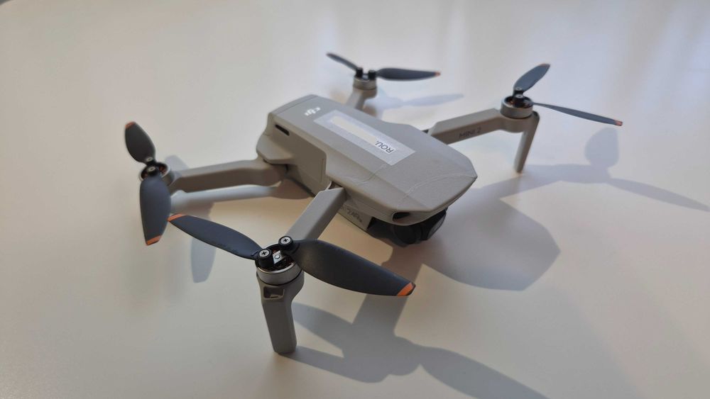 Drona DJI Mini 2 Fly More Combo 4K + accesorii