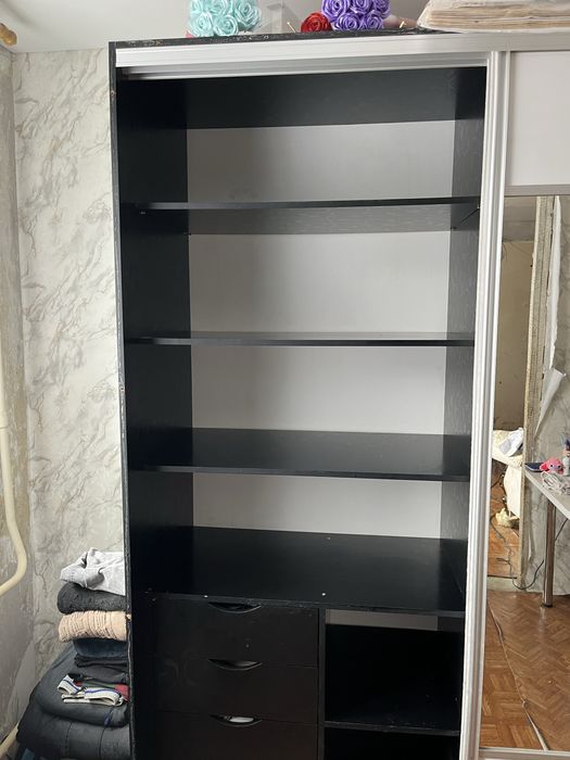 Продам шкаф-купе