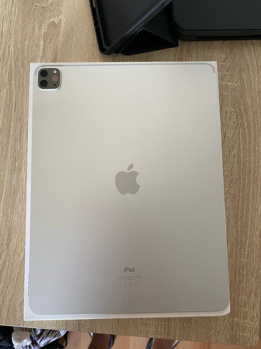 Ipad pro(2021),a 5ageneratie,plus apple pencil(generatia a doua)..