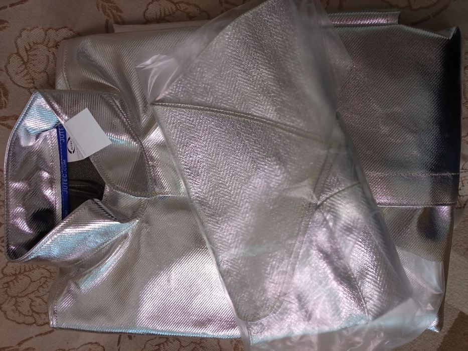 Продам плащ алюминиевый