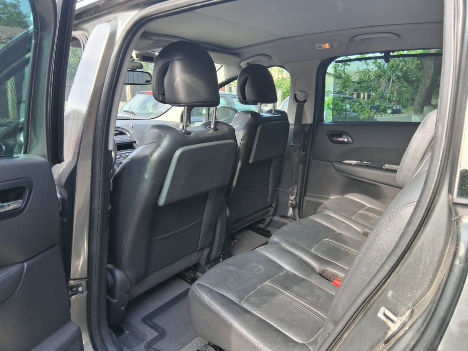 Peugeot 5008' an 2010