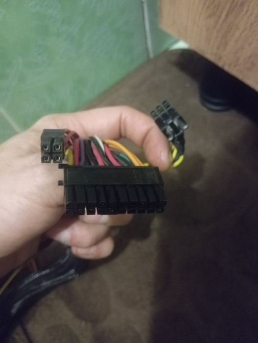 Блок питания на ПК HuntKey 450wat