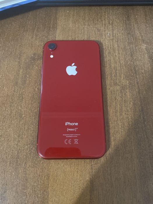 iPhone XR сломанный