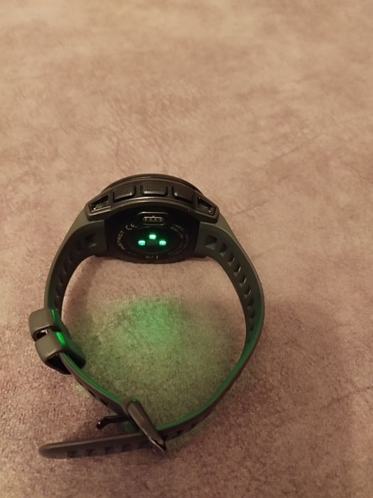 Смарт часы Garmin instinct