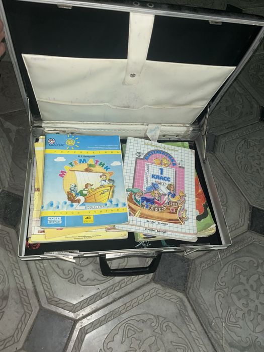 Продаем дипломаты новая