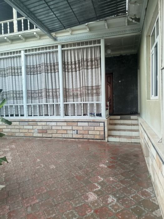 3,15 sotix 6xona  ona bola bolnitsiya lakatsiya juda zor tinch mahalla