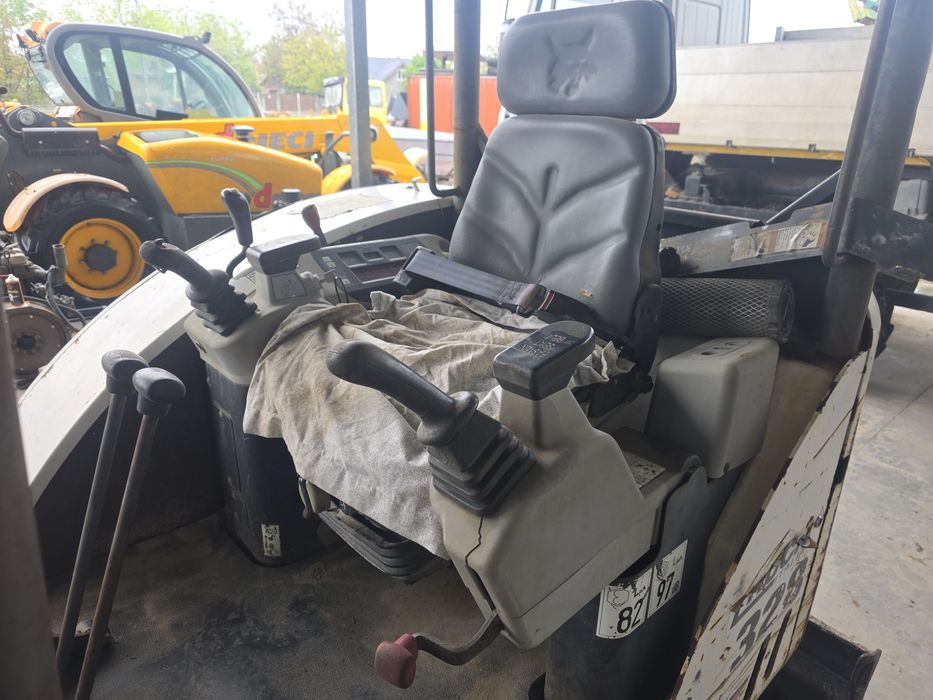 Bobcat 328 G din 2005
